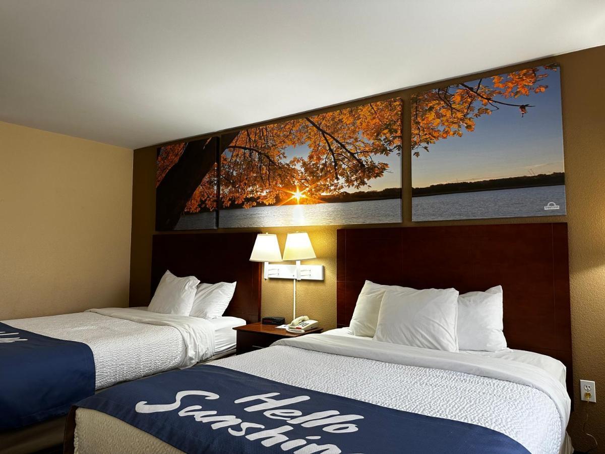 Days Inn By Wyndham Imlay City Εξωτερικό φωτογραφία