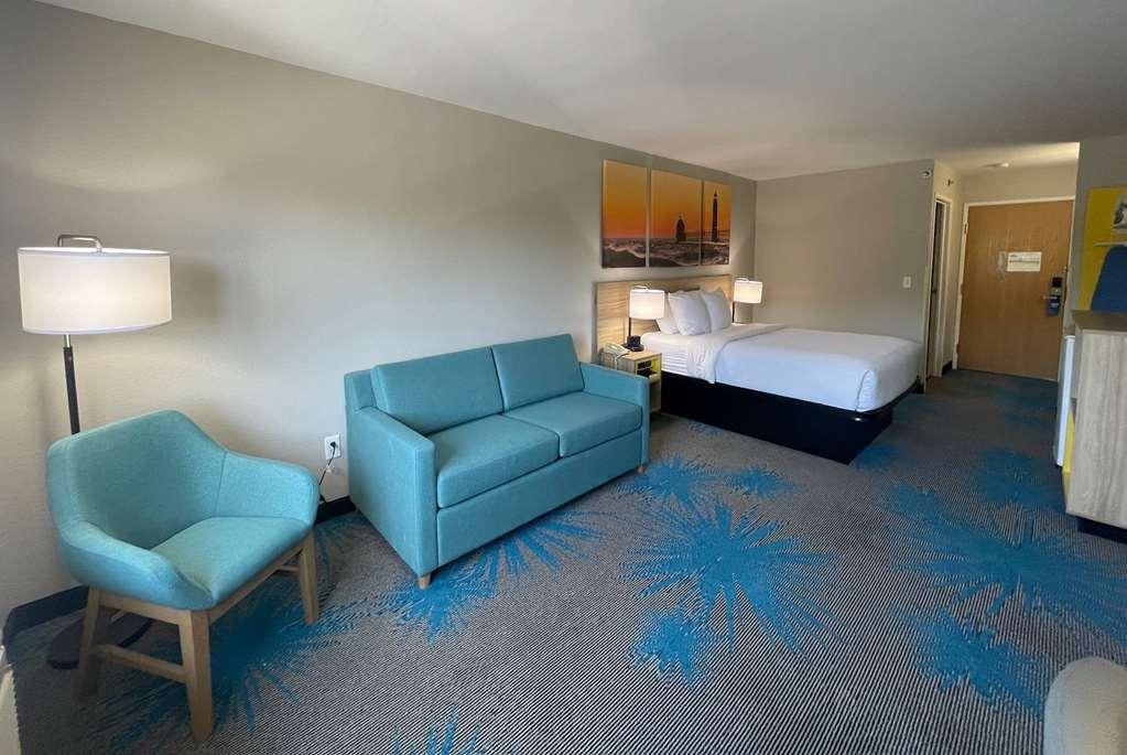 Days Inn By Wyndham Imlay City Δωμάτιο φωτογραφία